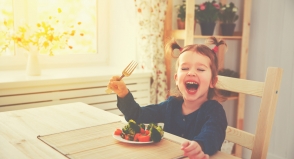 Escolhas dos alimentos para as crianças requer atenção das famílias